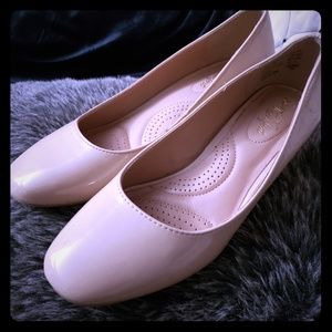 DexFlex Comfort Maryjane Style Heels